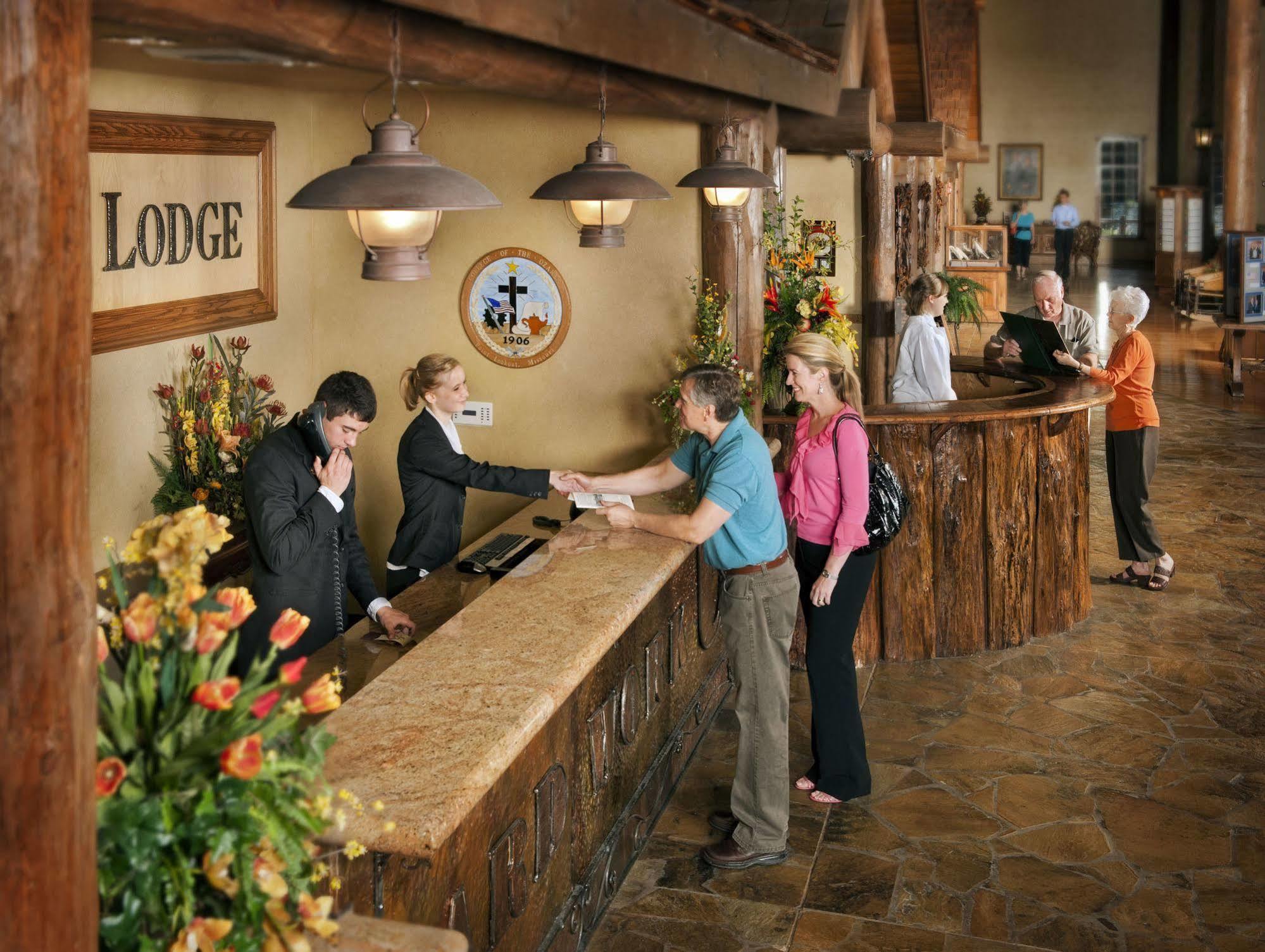 The Keeter Center At College Of The Ozarks Apartment Hollister Luaran gambar